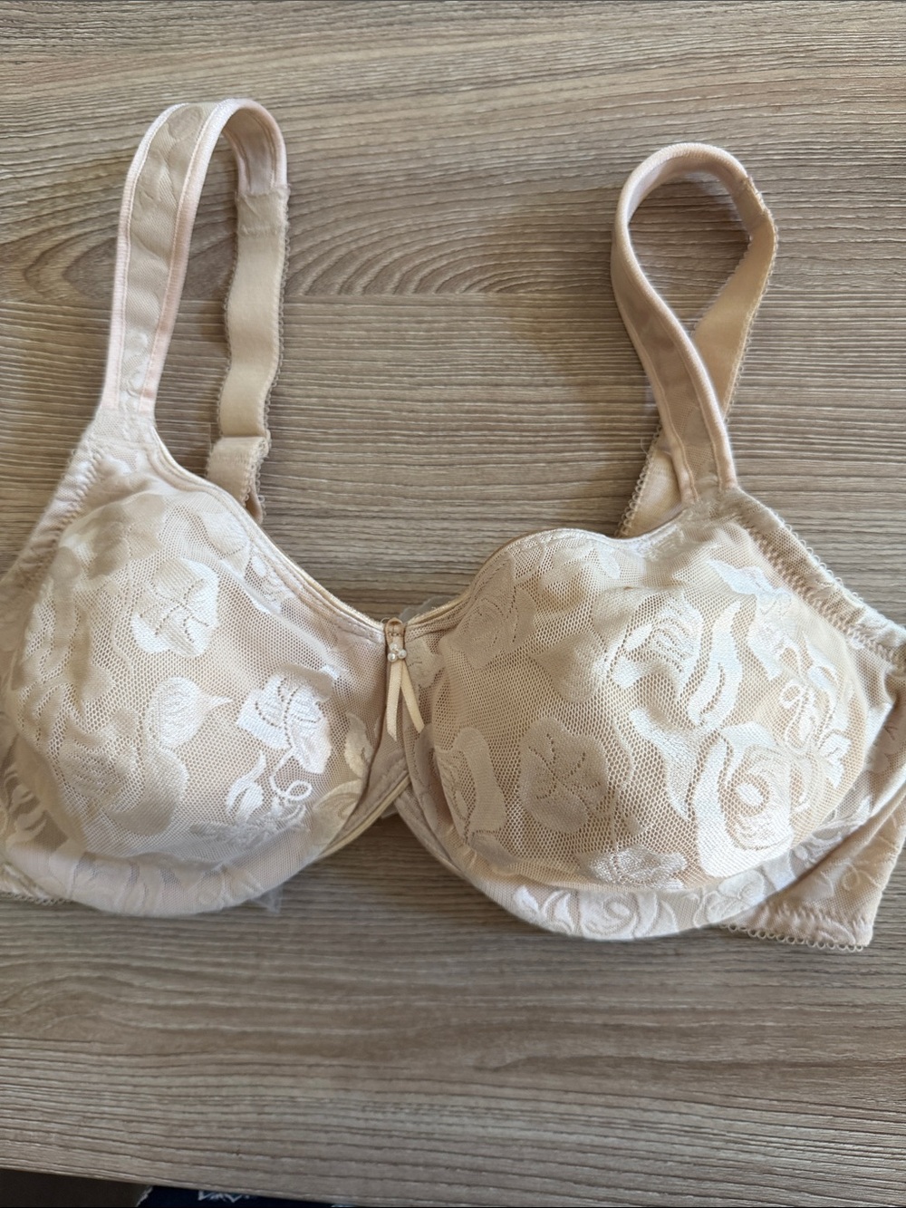 Wacoal Beige Floral Lace Underwire Bra